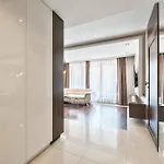 Luxury Old Town With & Gym By Renters Hotel apartamentowy