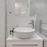 Aparthotel Luxury Old Town With & Gym By Renters