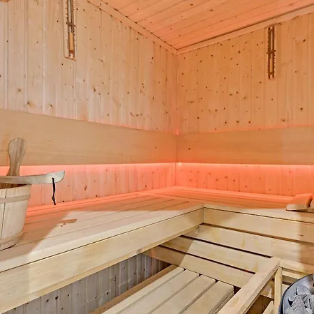 公寓式酒店 Comfortable With Access To The Gym Dom & House 4*