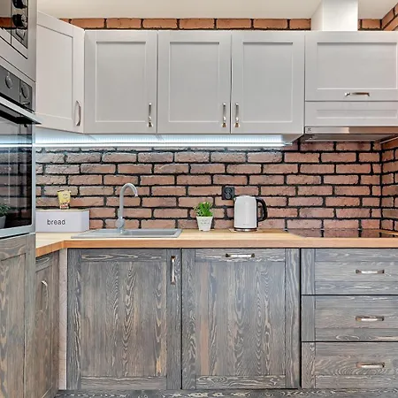 公寓式酒店 Comfortable With Access To The Gym Dom & House