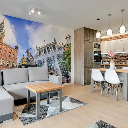 Aparthotel Luxury Old Town With & Gym By Renters 4*