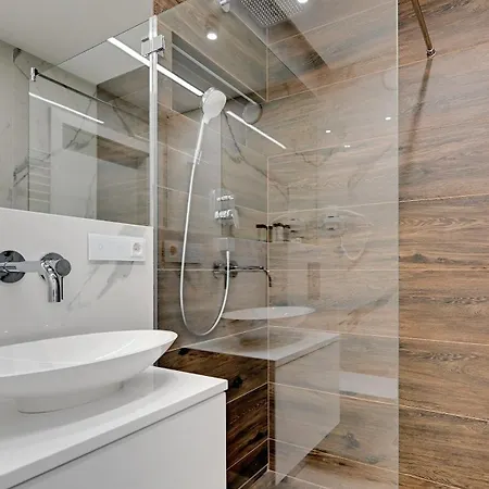 Comfortable With Access To The Gym Dom & House Gdansk