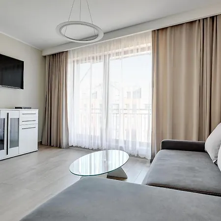 Comfortable With Access To The Gym Dom & House Apartment *