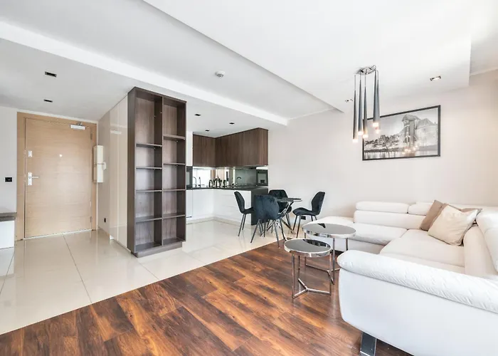 Comfortable With Access To The Gym Dom & House غدانسك