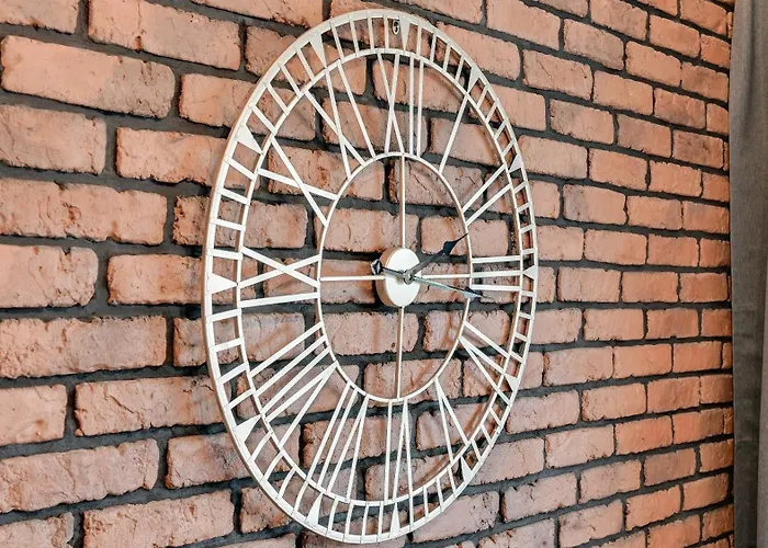 Luxury Old Town With & Gym By Renters 4*